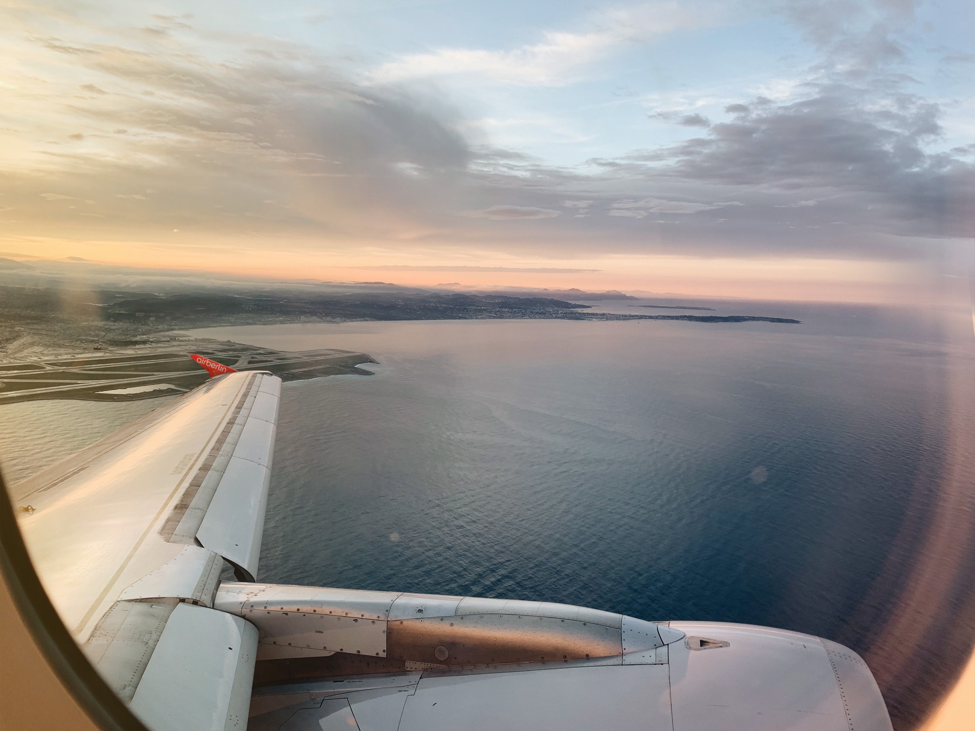 - airberlin_header.jpg